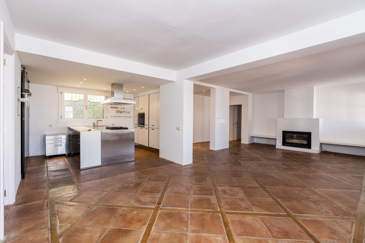 Townhouse, Benahavís, Málaga, Andalucía, Spain