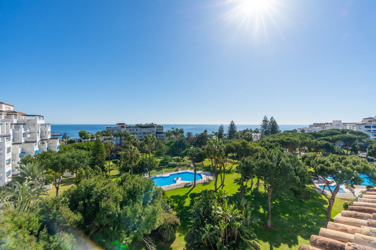 Apartment, Puerto Banús, Málaga, Andalucía, Spain