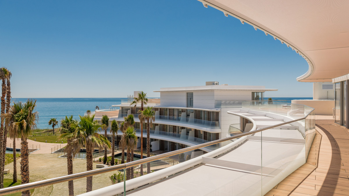 New development ground floor apartment, Estepona, Málaga, Andalucía, Spain