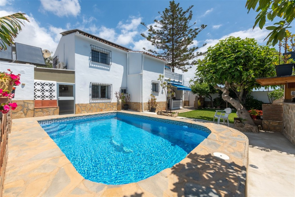 Vrijstaande villa (O.B.), Marbella, Málaga, Andalucía, Spanje