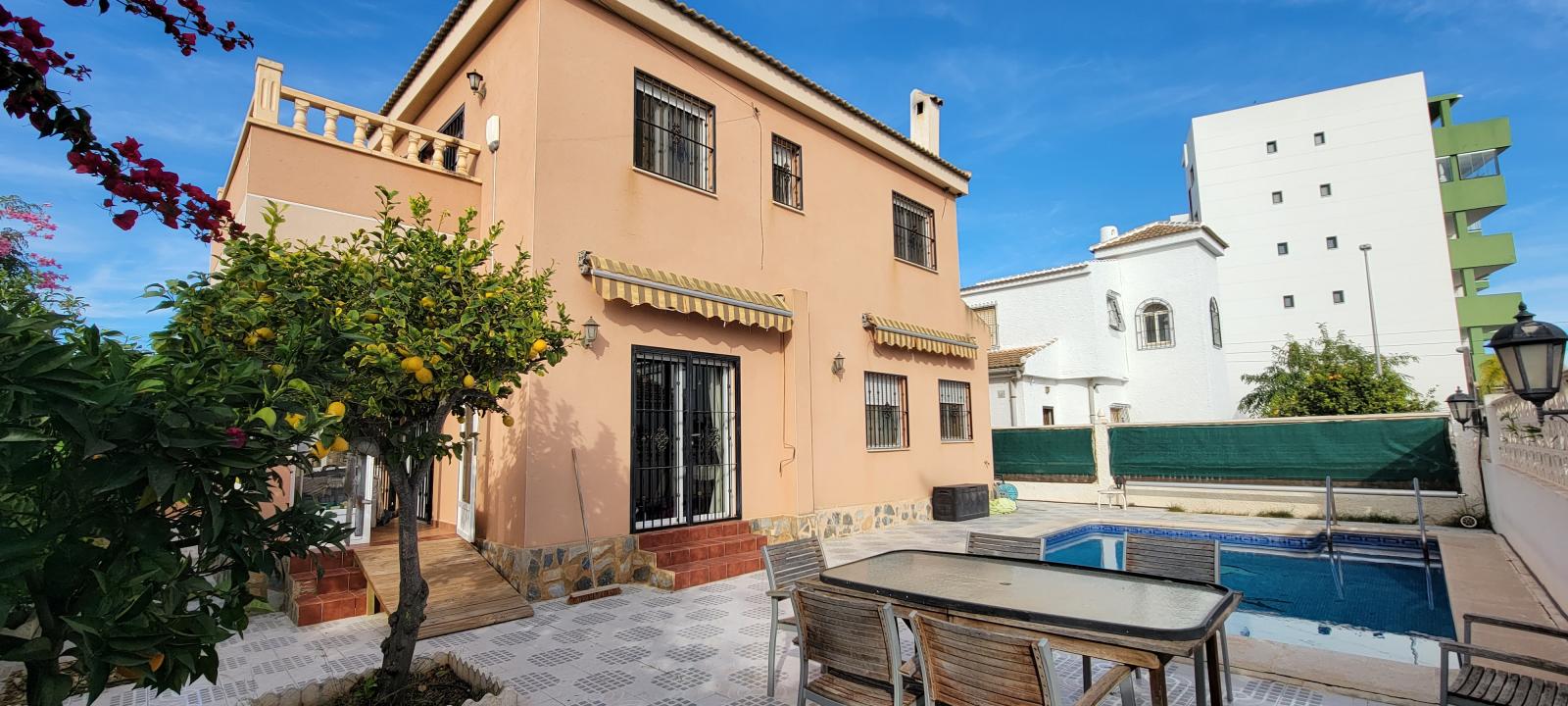 Semi-detached villa, Pilar de la Horadada, Alicante, Comunidad Valenciana, Spain